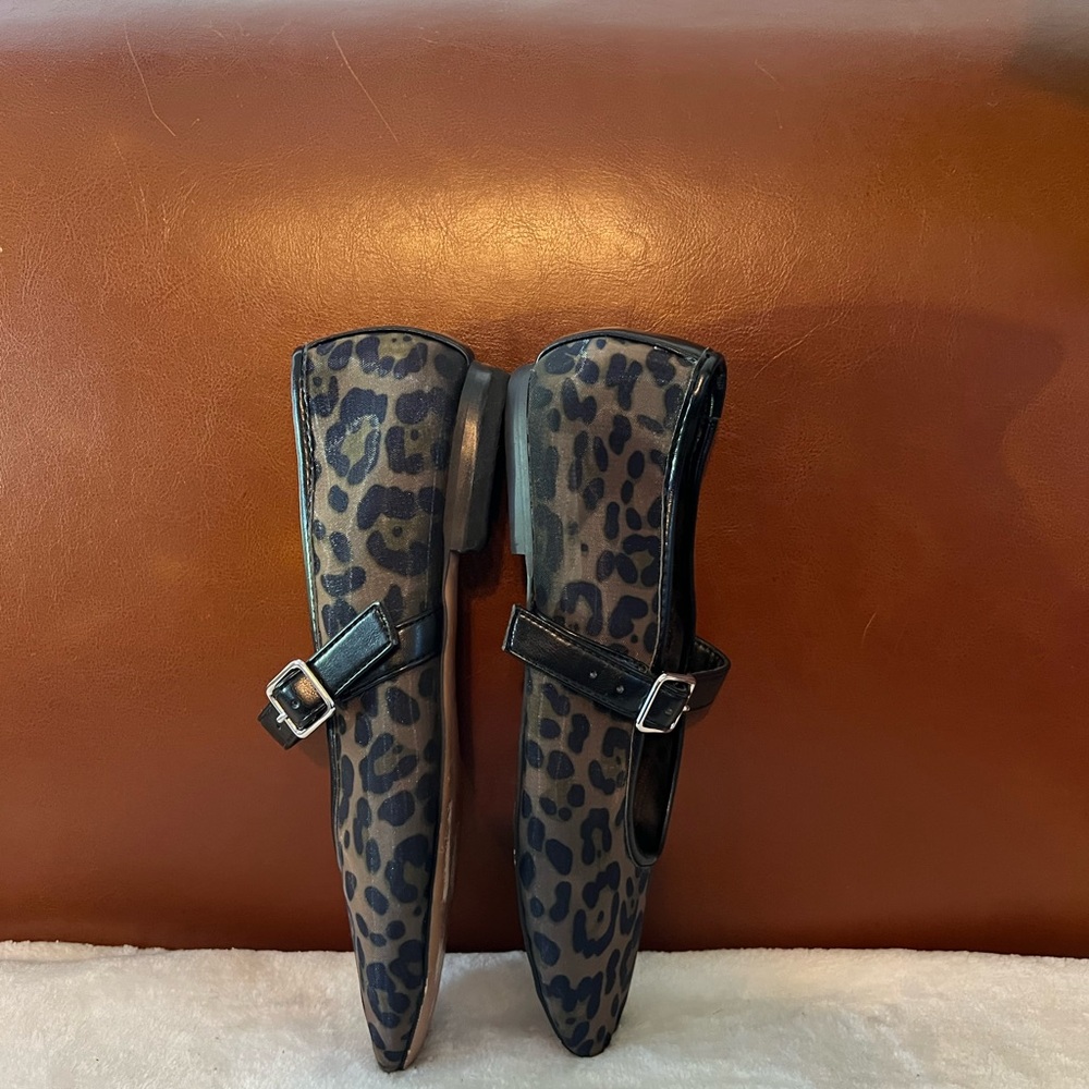 Steve Madden Animal Print Mary Jane Flats - Picture 7 of 8